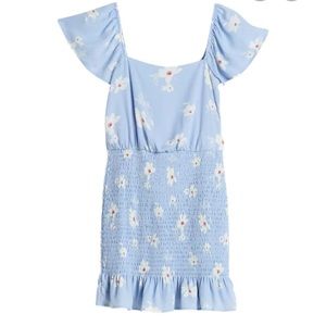 Flutter sleeve floral dress